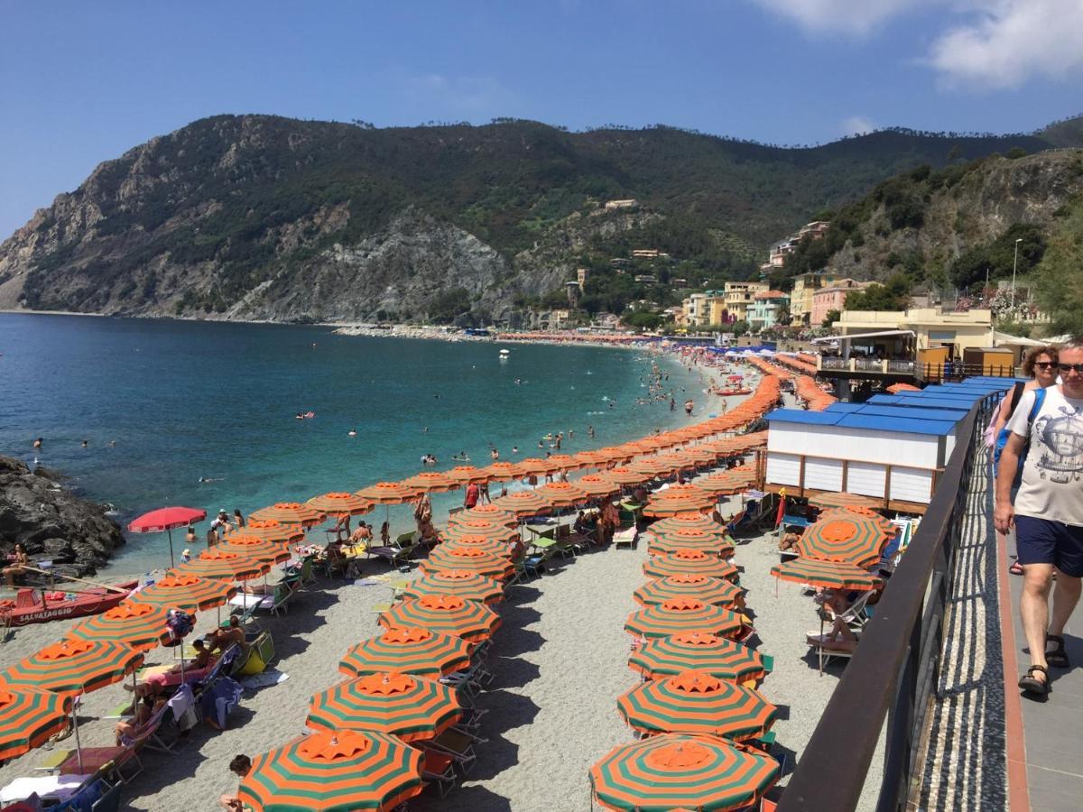 Margot Al Mare Apartment Монтеросо ал Маре Екстериор снимка