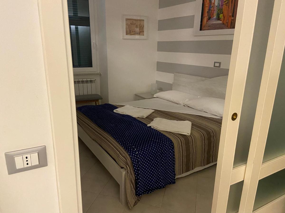 Margot Al Mare Apartment Монтеросо ал Маре Екстериор снимка